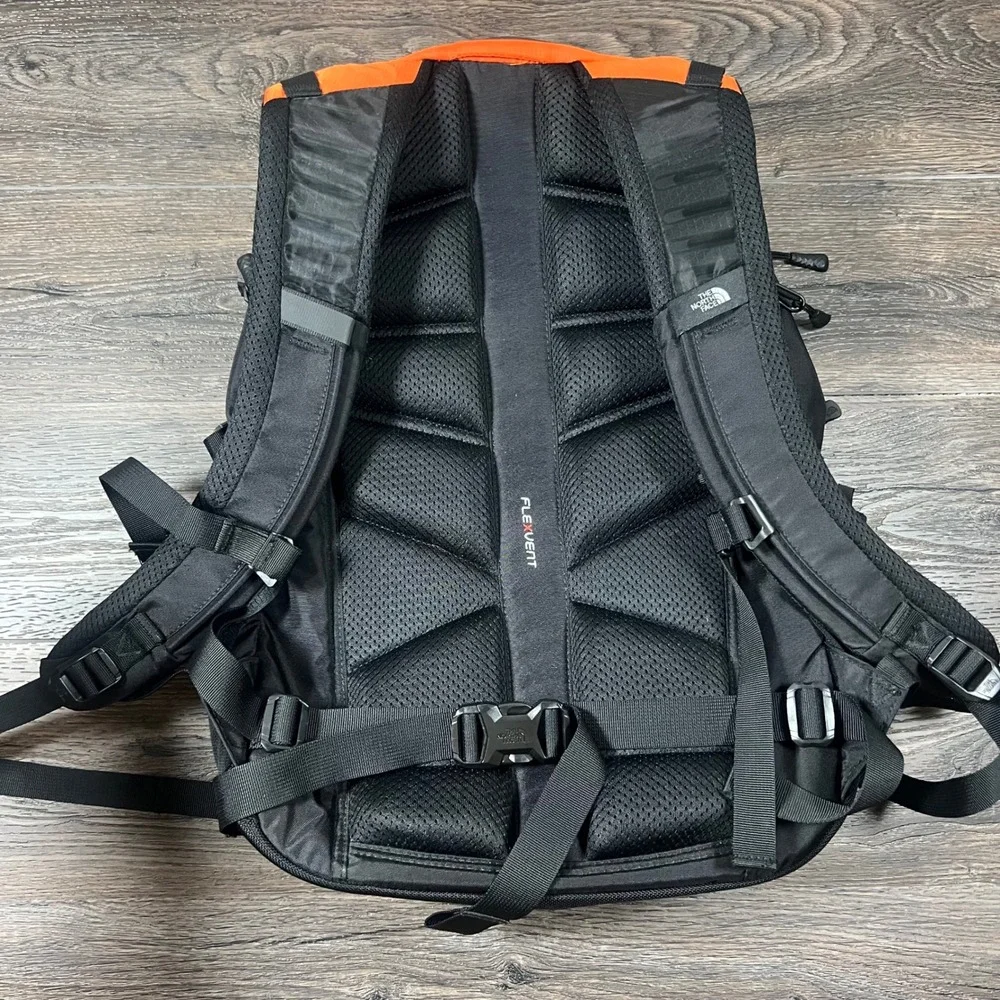 The North Face Borealis 28L Backpack Orange Black NF0A3KV3 FlexVent Laptop